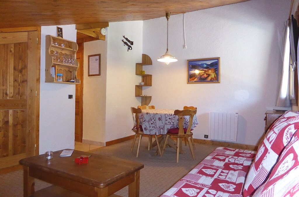 Woonkamer van appartement Souche 23