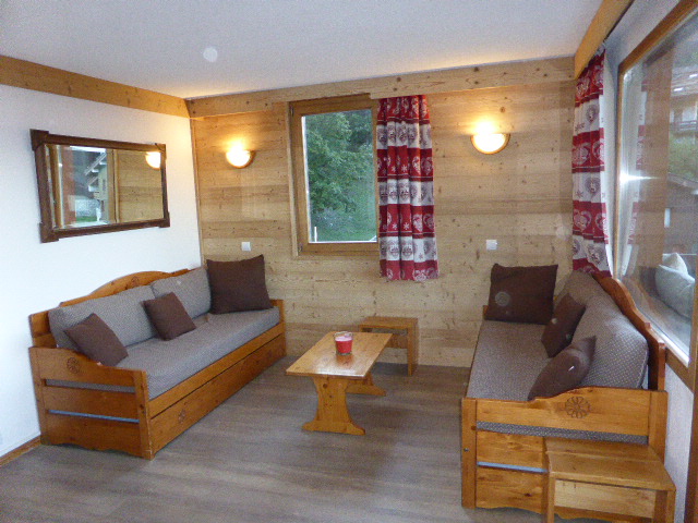 Foto van de woonkamer van appartement Souche 9